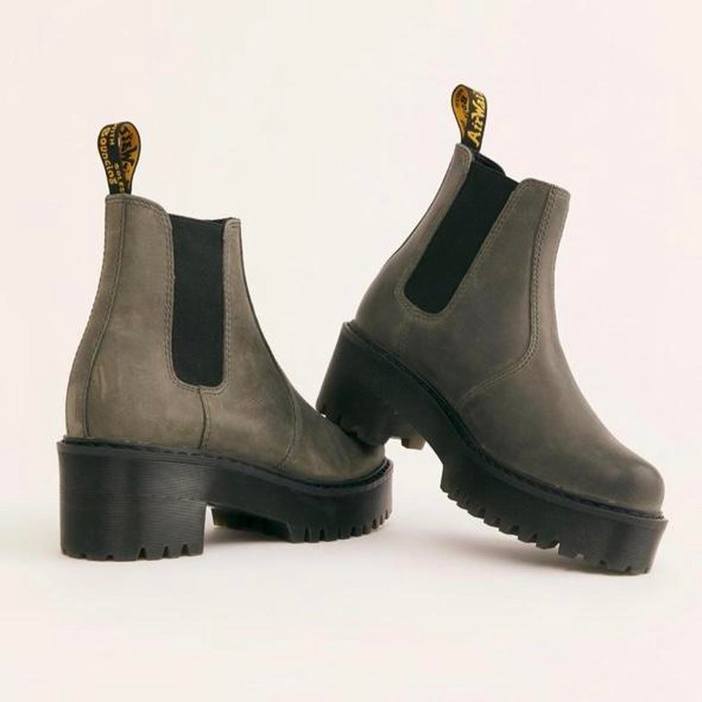 🚨RARE🚨DR MARTENS PLATFORM CHELSEA BOOT IN GREEN MATTE